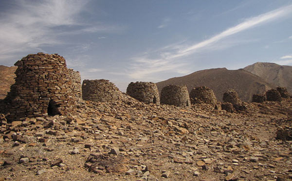 Ancient-beehive-tombs-of-Oman